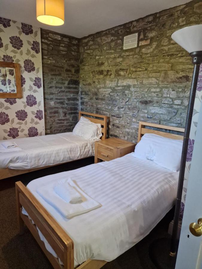 Broadway House Bed & Breakfast Laugharne Exterior photo